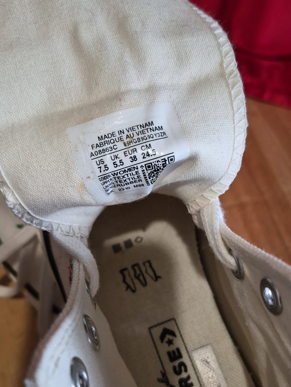 Chuck Taylor Converse ALL Stars High Top Sneakers With Cherries πππ - Picture 7 of 10